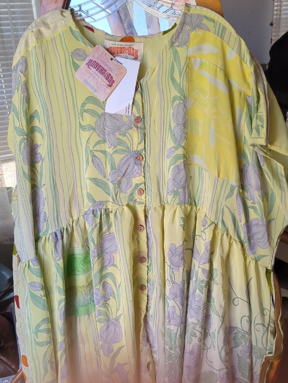 KANTHA BAE Crepe Sari Daydreamer Button down Mini.  NWT